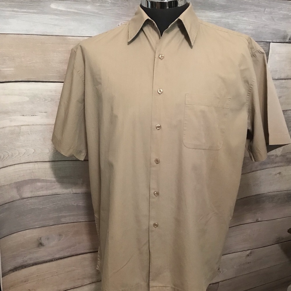 HIGH SIERRA khaki short sleeve camping shirt L
